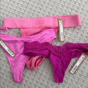 SKIMS Pink Bundle Set size XS/S